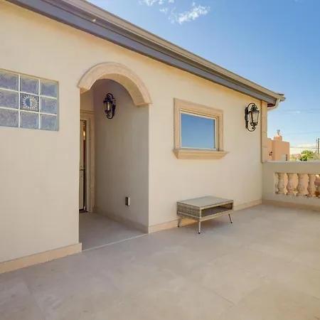 Gated About 5 Mi To Dtwn Santa Fe! Holiday home Santa Fe